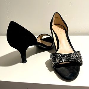 Black Pelle Moda Kitten Heel